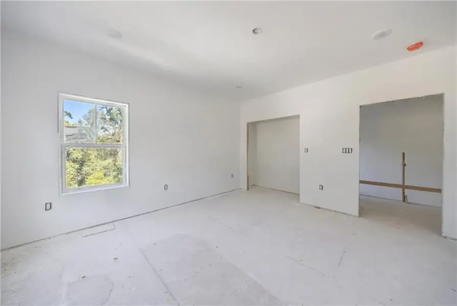 Image 58 of a home in .