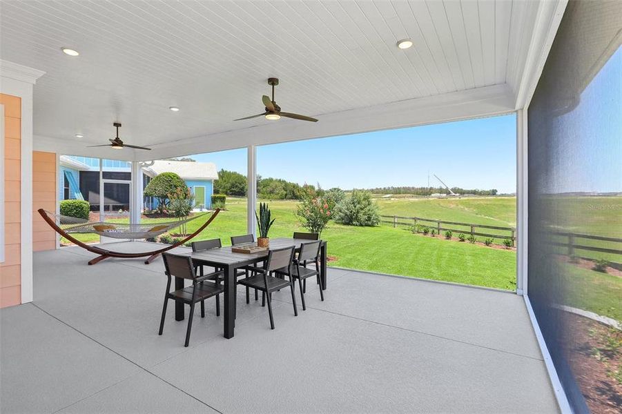 Furnished interior view inside a new home in , Lady Lake (Image 10).