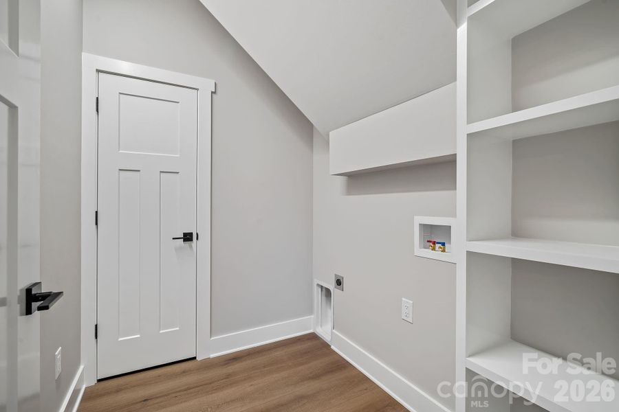 Spacious, unfurnished interior of a new home in , Asheville (Image 24).