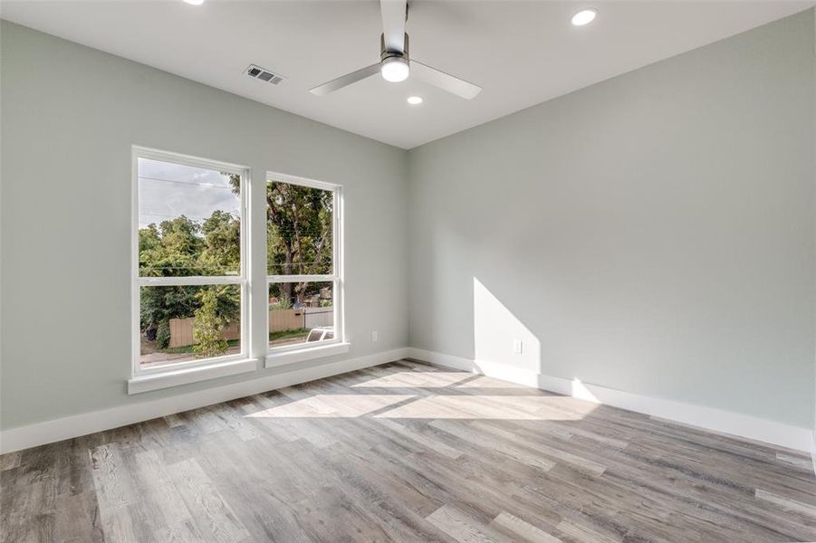 Spacious, unfurnished interior of a new home in , Dallas (Image 25). Spacious, unfurnished interior of a new home in , Dallas (Image 25).