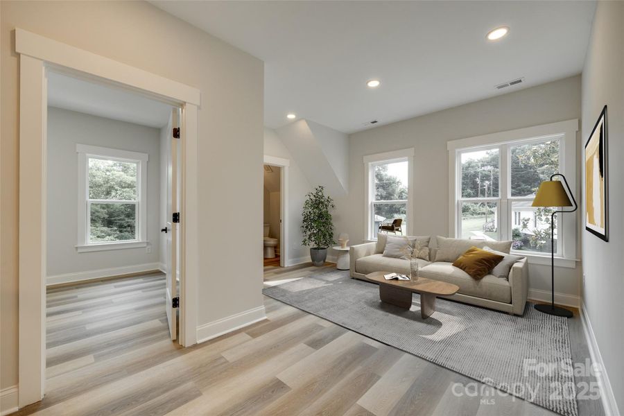 Virtually Staged Photo Virtually Staged Photo