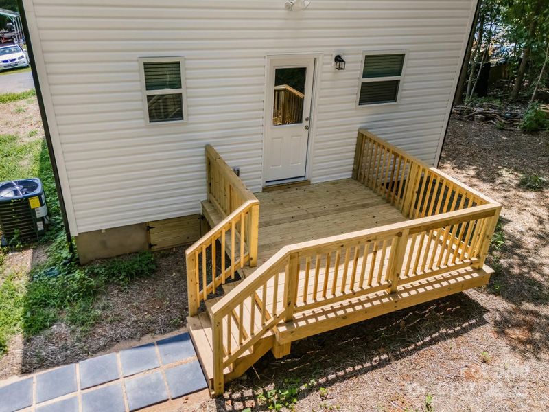 Exterior details and patio area of a home in , Albemarle (Image 21).