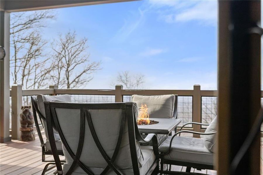 Exterior details and patio area of a home in , Cleveland (Image 36).