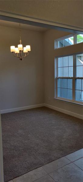 Spacious, unfurnished interior of a new home in Royal Highlands, Weeki Wachee (Image 12).