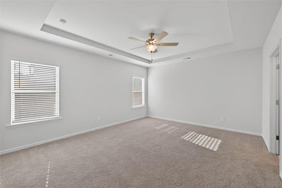 Spacious, unfurnished interior of a new home in Garrett Preserve, Douglasville (Image 24).