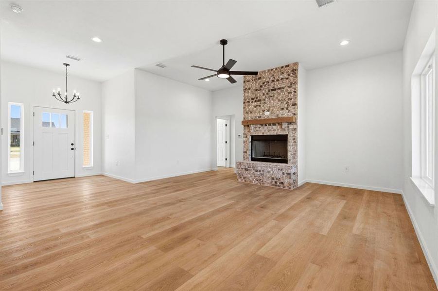 Spacious, unfurnished interior of a new home in , Hawley (Image 22).