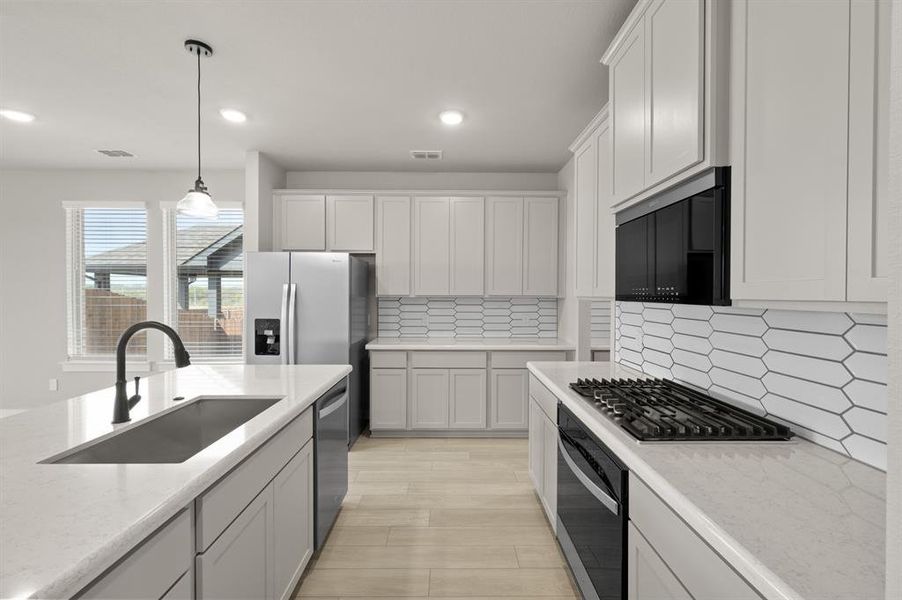 2401 Rams Horn- Kitchen-3