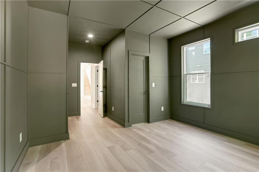 Spacious, unfurnished interior of a new home in , Scottdale (Image 81).