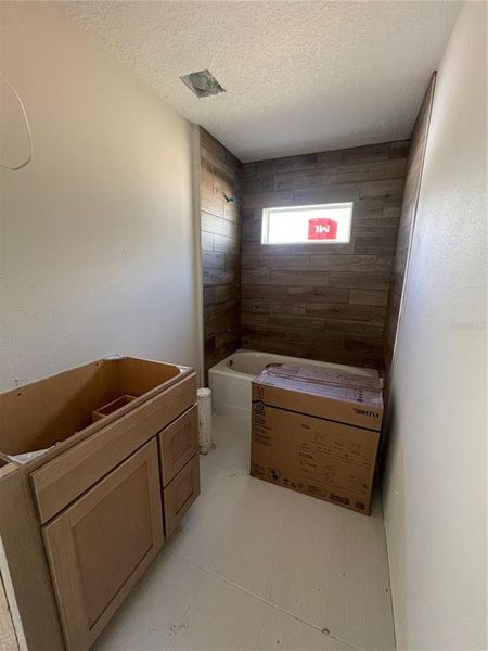 Image 40 of a home in .