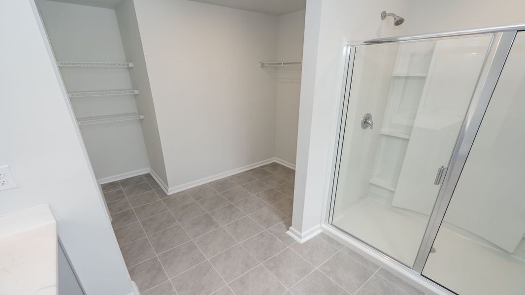 Representative furnished interior of a home built from the GALEN by D.R. Horton in Island Green, Myrtle Beach (Image 14).