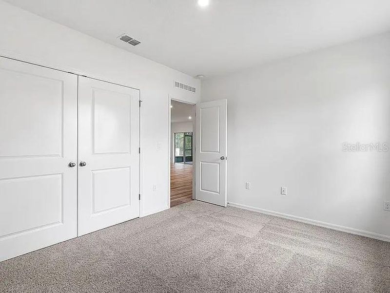 Spacious, unfurnished interior of a new home in Royal Highlands, Brooksville (Image 33).