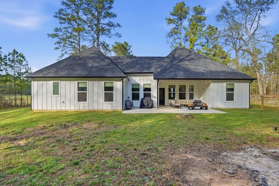 Oversized covered patio Oversized covered patio