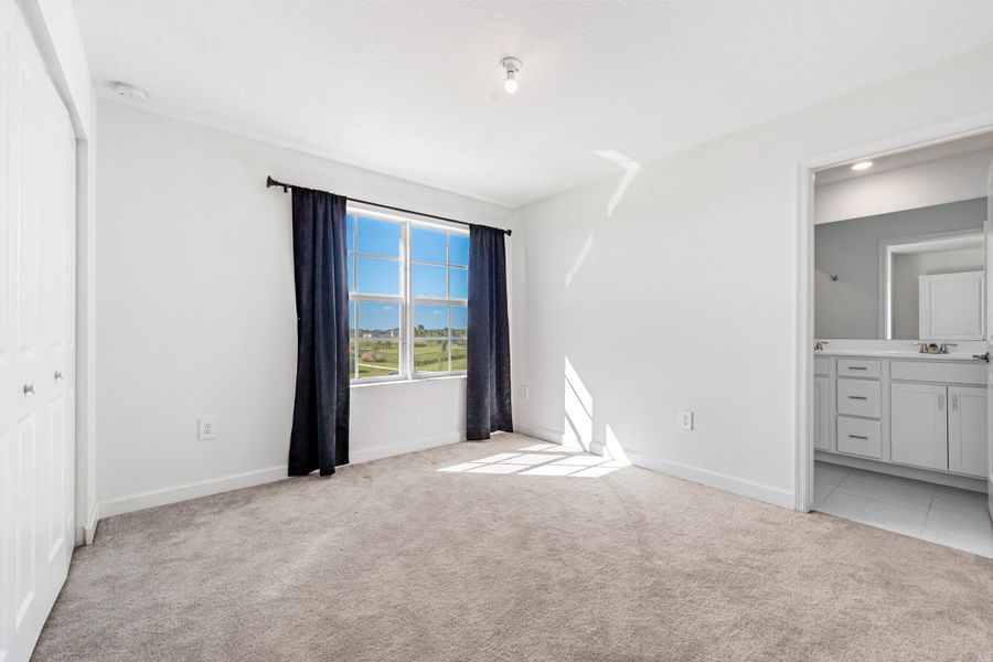 3RD BR-IN SUITE 3RD BATH