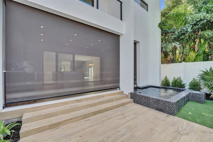 Mosquito Screen- also keeps in AC