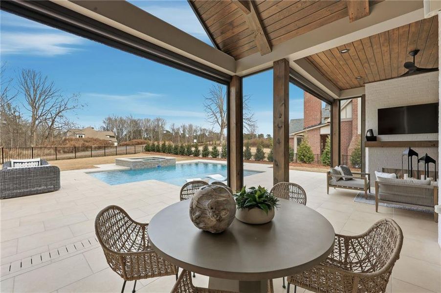 Exterior details and patio area of a home in , Gainesville (Image 27).