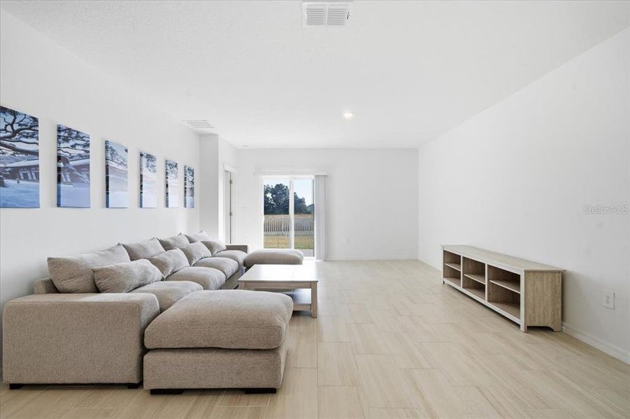 Furnished interior view inside a new home in Two Rivers: The Manors II, Zephyrhills (Image 18). Furnished interior view inside a new home in Two Rivers: The Manors II, Zephyrhills (Image 18).