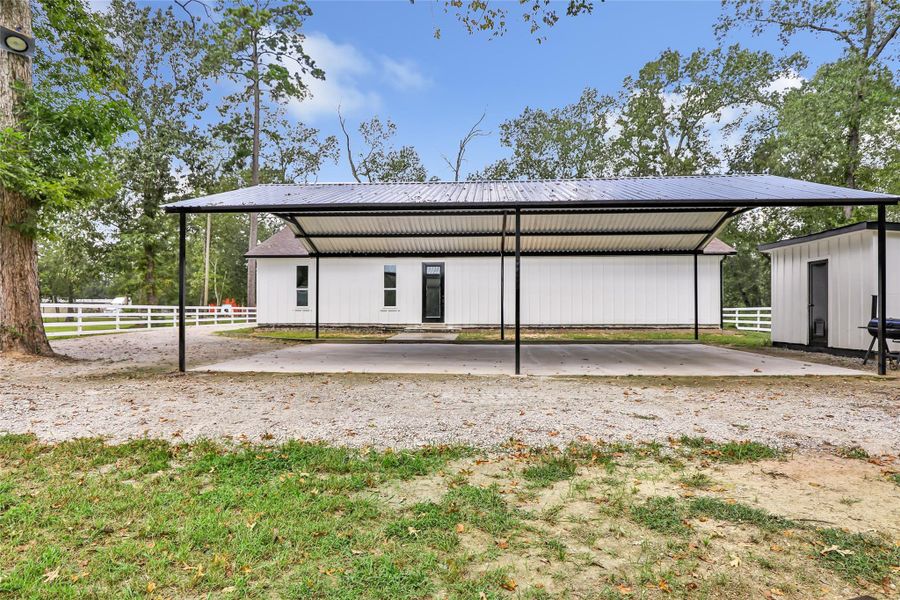 Front exterior of a new home in , Dayton, TX, highlighting curb appeal (Image 15). Front exterior of a new home in , Dayton, TX, highlighting curb appeal (Image 15).