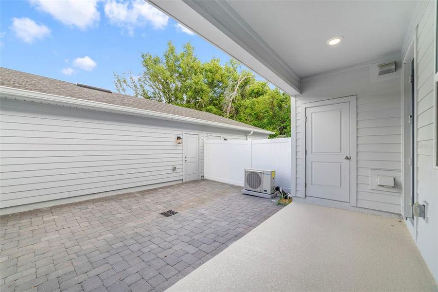 Front exterior of a new home in Aulin Square, Oviedo, FL, highlighting curb appeal (Image 16). Front exterior of a new home in Aulin Square, Oviedo, FL, highlighting curb appeal (Image 16).