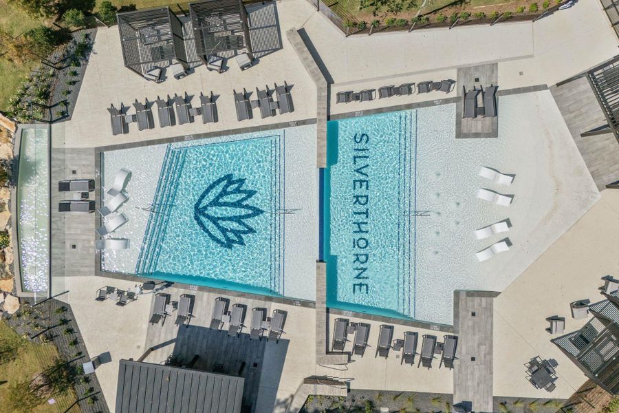 Community amenities in Silverthorne, Conroe (Image 14).