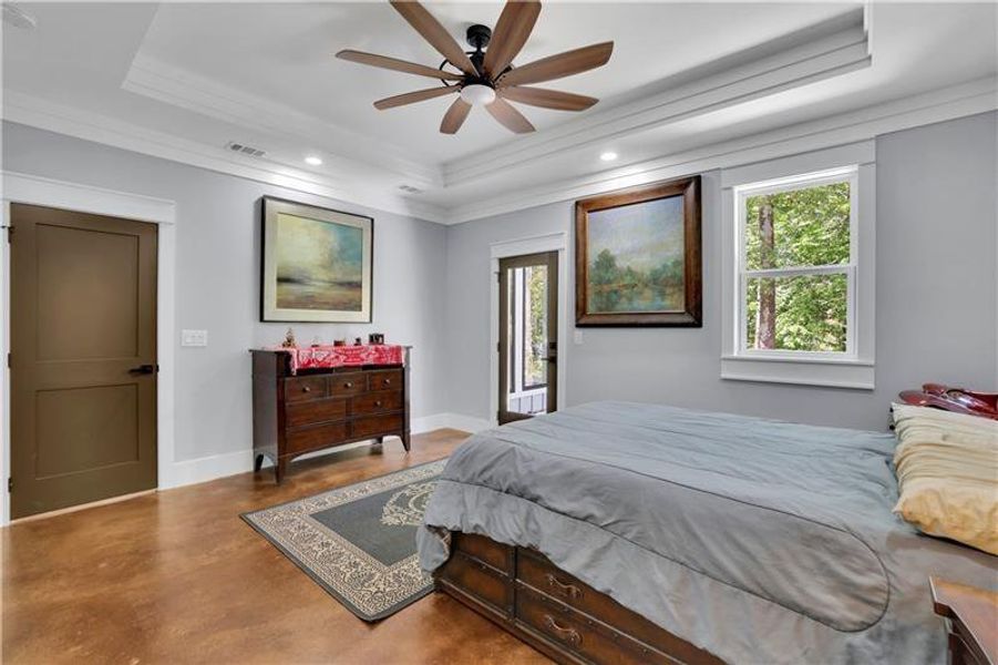 Furnished interior view inside a new home in , Gainesville (Image 17).