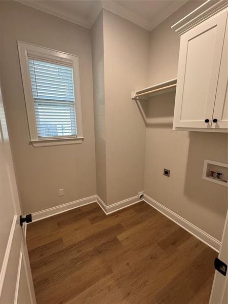 Spacious, unfurnished interior of a new home in , Waco (Image 9).