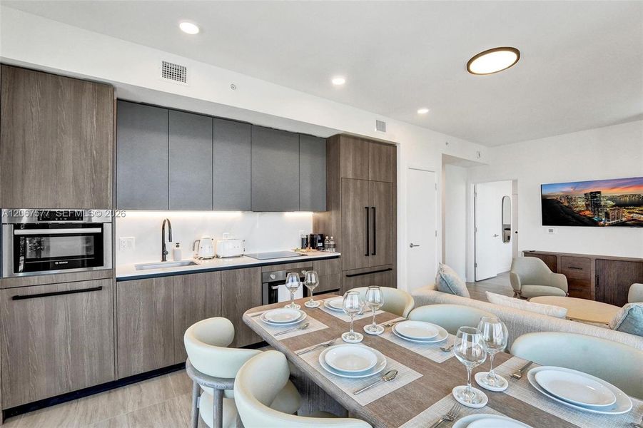 Furnished interior view inside a new home in , Miami Beach (Image 10).