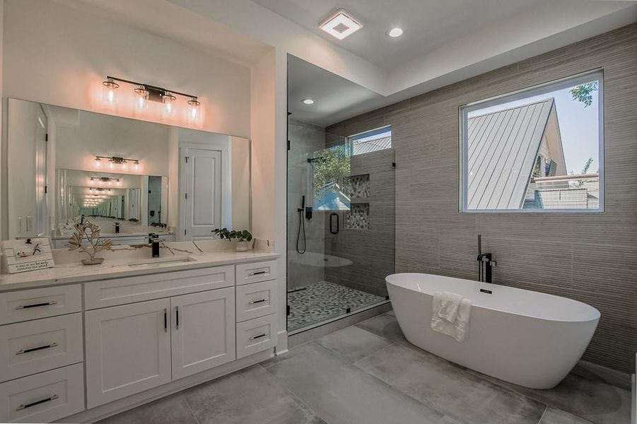 Furnished interior view inside a new home in , Atlanta (Image 38).
