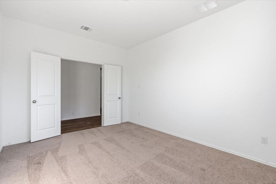 Spacious, unfurnished interior of a new home in Thunder Rock: Watermill Collection, Marble Falls (Image 17).