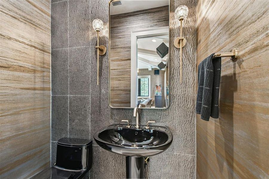 Close-up of interior finishes inside a home in , Tampa (Image 23).