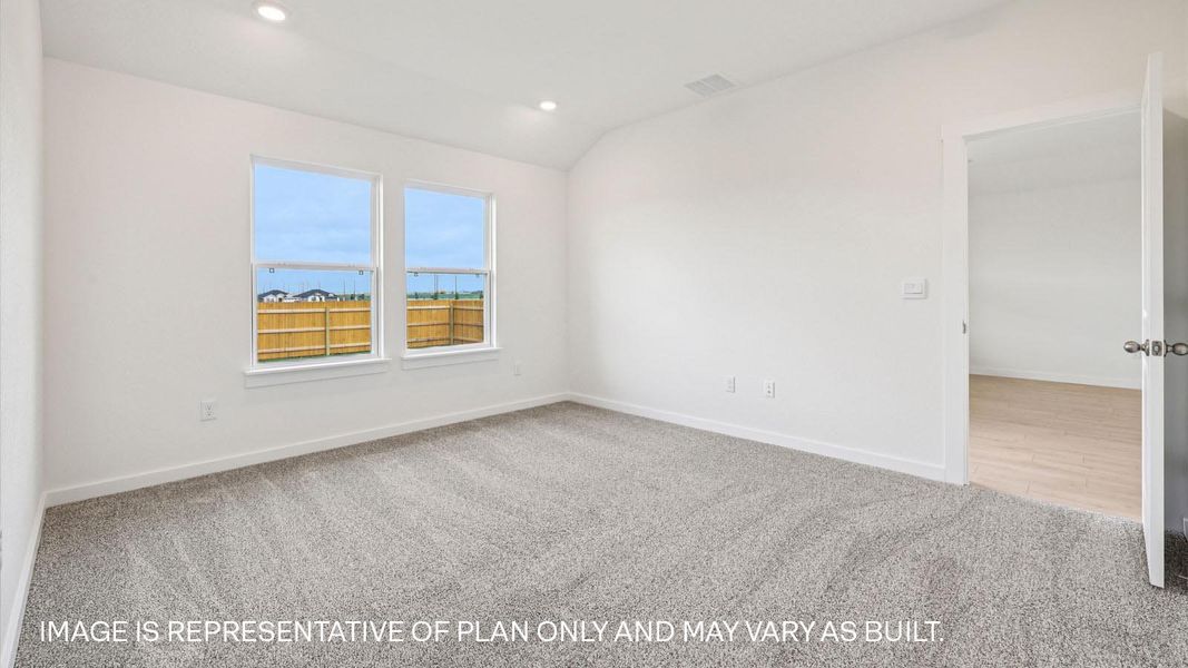 Spacious, unfurnished interior of a new home in Monarch Ranch, Manor (Image 25).