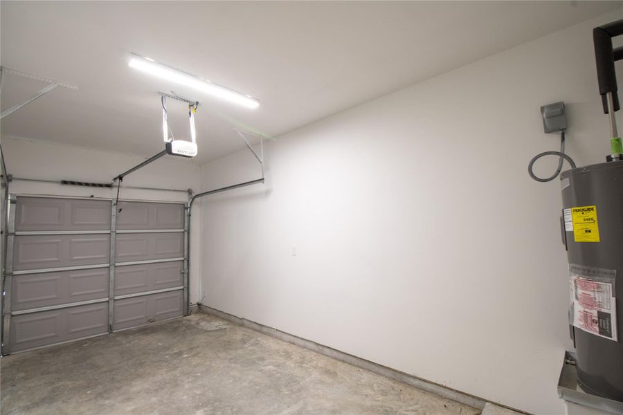 Image 13 of a home in .