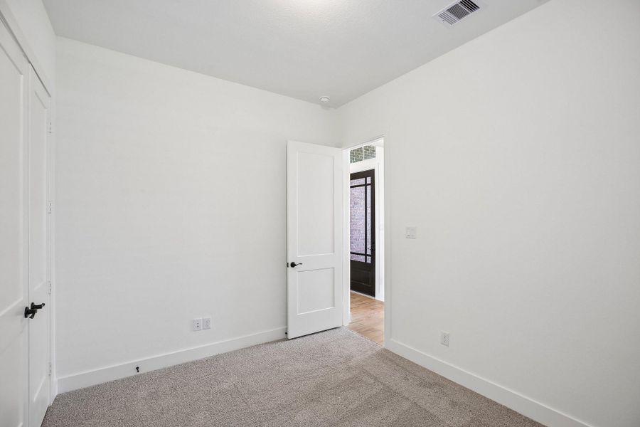 Photos are REPRESENTATIVE of the home /floor plan and are NOT of the actual home.  Selections, features, and room options may vary.