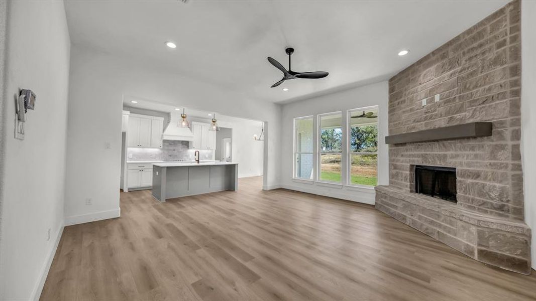 Spacious, unfurnished interior of a new home in , Weatherford (Image 30). Spacious, unfurnished interior of a new home in , Weatherford (Image 30).
