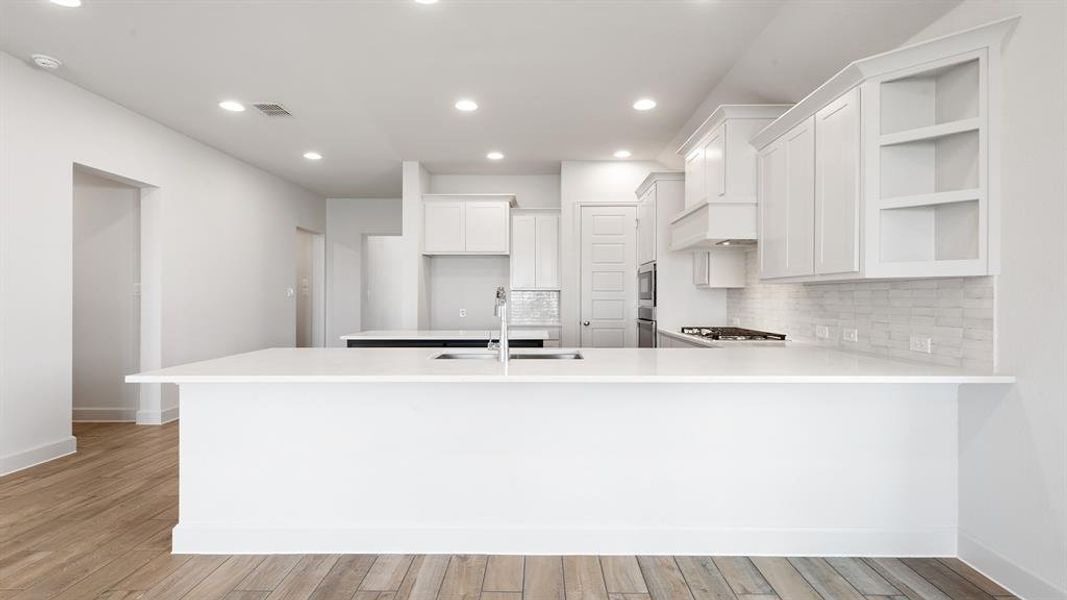 Furnished interior view inside a new home in Trinity Falls 45', McKinney (Image 6).