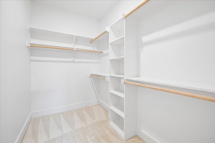 Spacious, unfurnished interior of a new home in , Houston (Image 26).