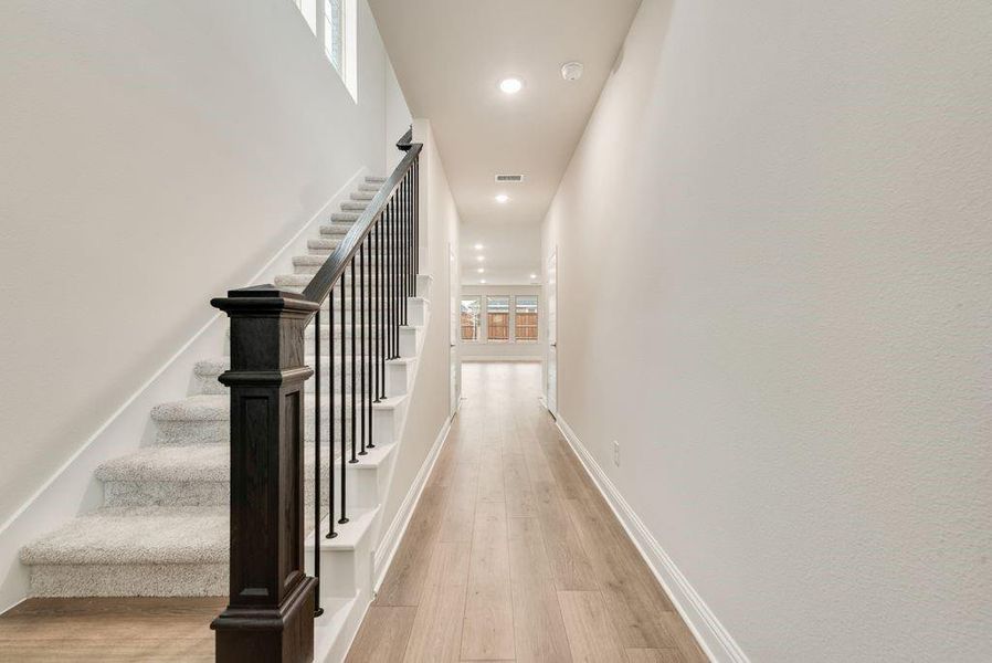 Spacious, unfurnished interior of a new home in Spiritas Ranch, Little Elm (Image 31).