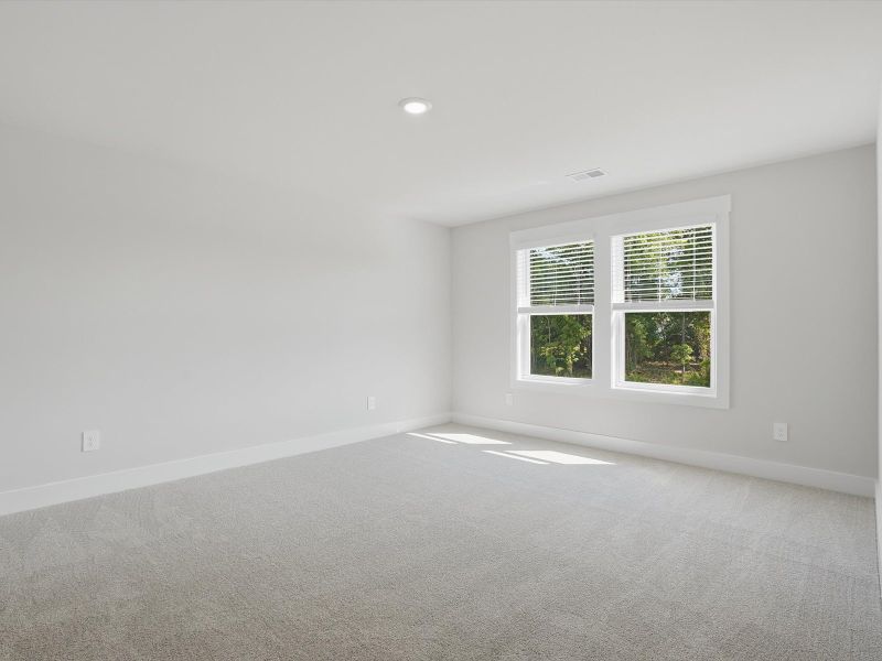Spacious, unfurnished interior of a new home in Crossing at Abner Creek, Greer (Image 16). Spacious, unfurnished interior of a new home in Crossing at Abner Creek, Greer (Image 16).