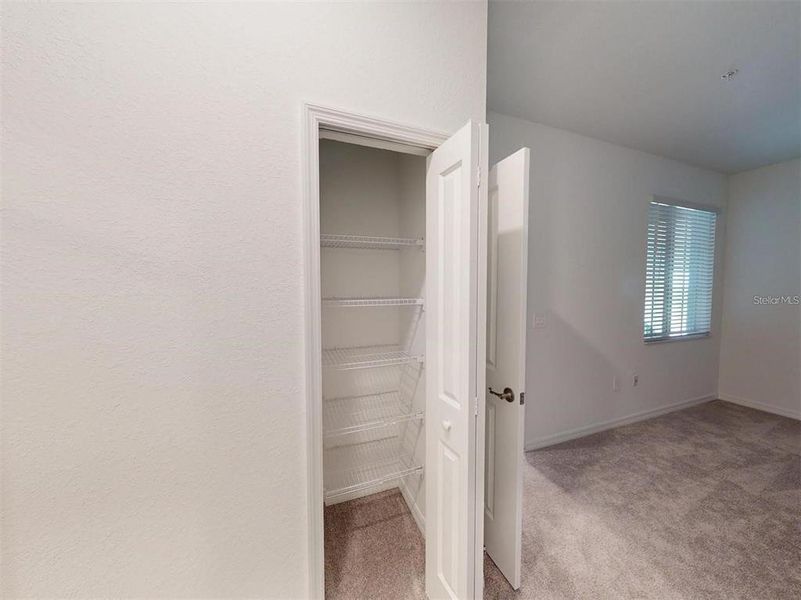 Spacious, unfurnished interior of a new home in , Venice (Image 16).