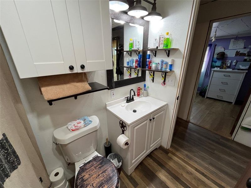 Furnished interior view inside a new home in , Hico (Image 10).