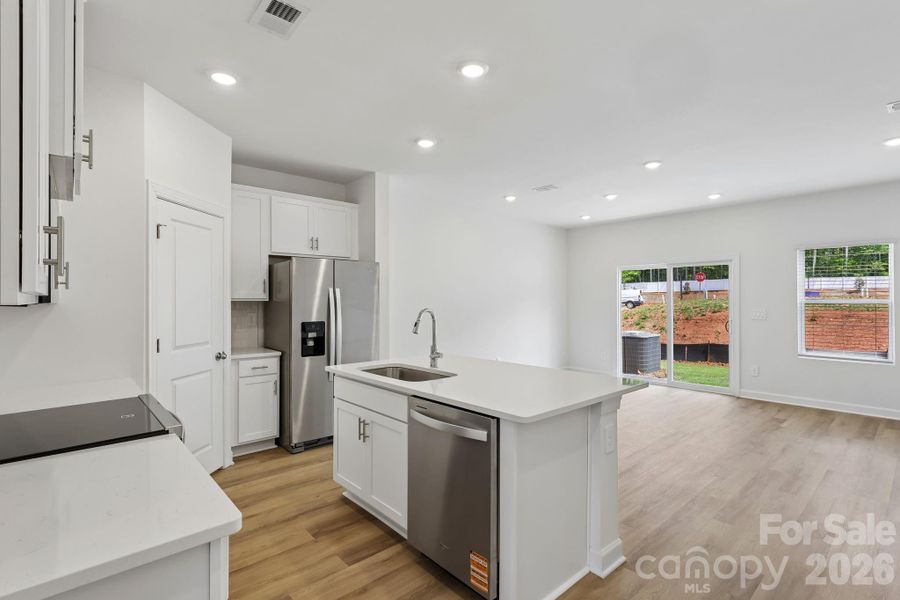 Photo is not of the actual home, but is an inspirational photo of builder’s model home and may depict options, furnishings, and/or decorator features that are not included Photo is not of the actual home, but is an inspirational photo of builder’s model home and may depict options, furnishings, and/or decorator features that are not included