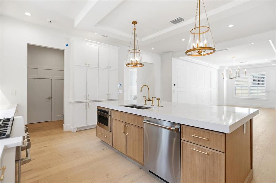 Furnished interior view inside a new home in , Winter Garden (Image 11).