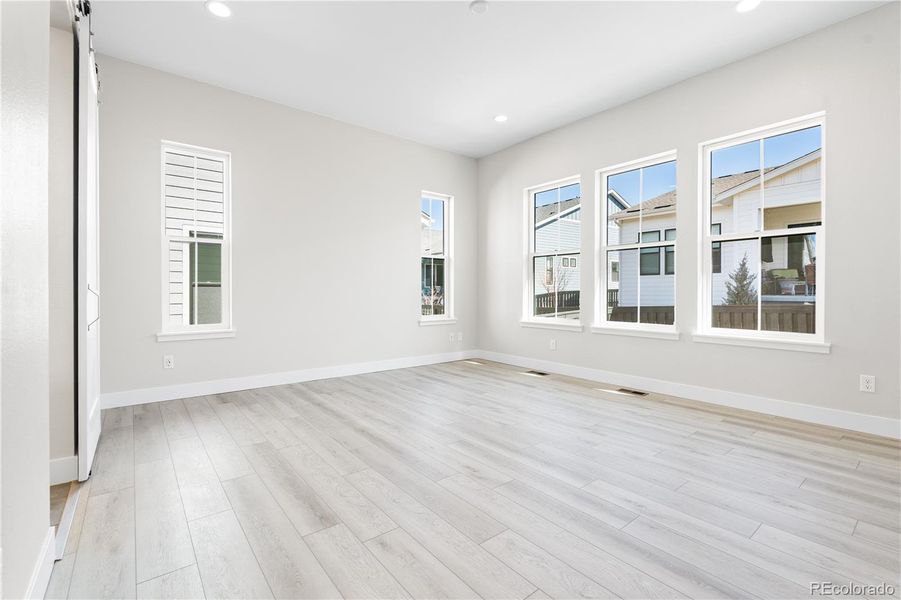 Spacious, unfurnished interior of a new home in Reflection at Solstice, Littleton (Image 24).