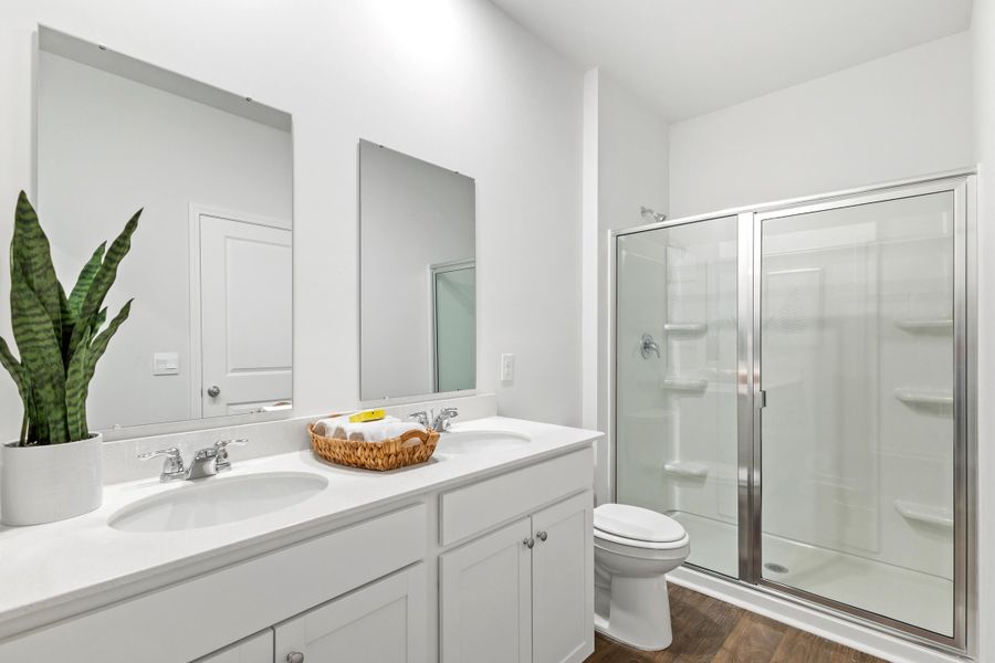 Furnished interior view inside a new home in North Shore, Summerton (Image 10).