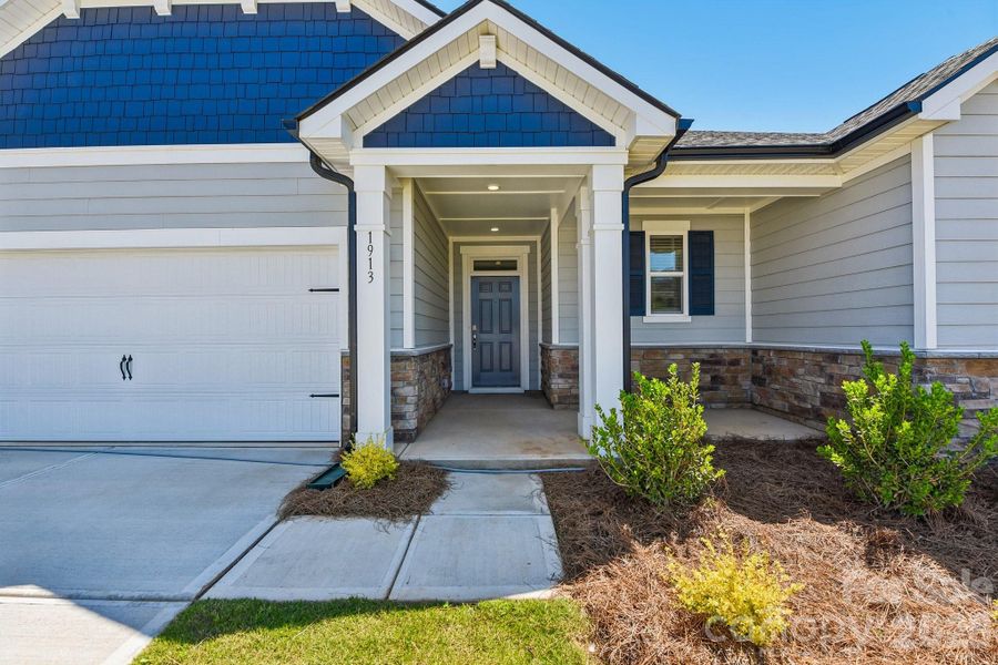 Exterior details and patio area of a home in , Monroe (Image 3).
