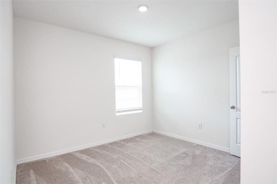 Spacious, unfurnished interior of a new home in , Zellwood (Image 23).