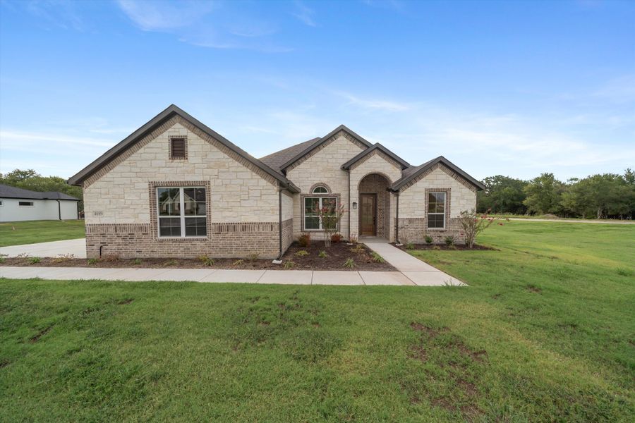 Image 34 of a home in Vista Oaks Estates.
