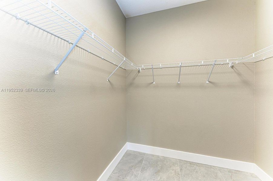 Spacious, unfurnished interior of a new home in , North Port (Image 36).