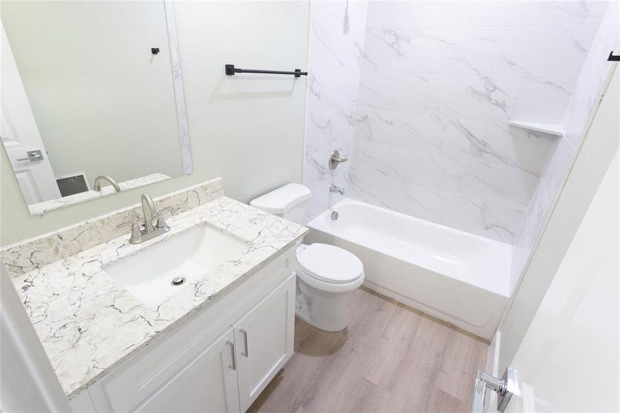 Furnished interior view inside a new home in , Fort Worth (Image 7).