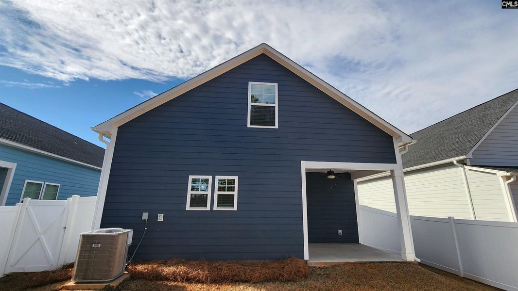 Exterior details and patio area of a home in Bickley Station, Irmo (Image 4).