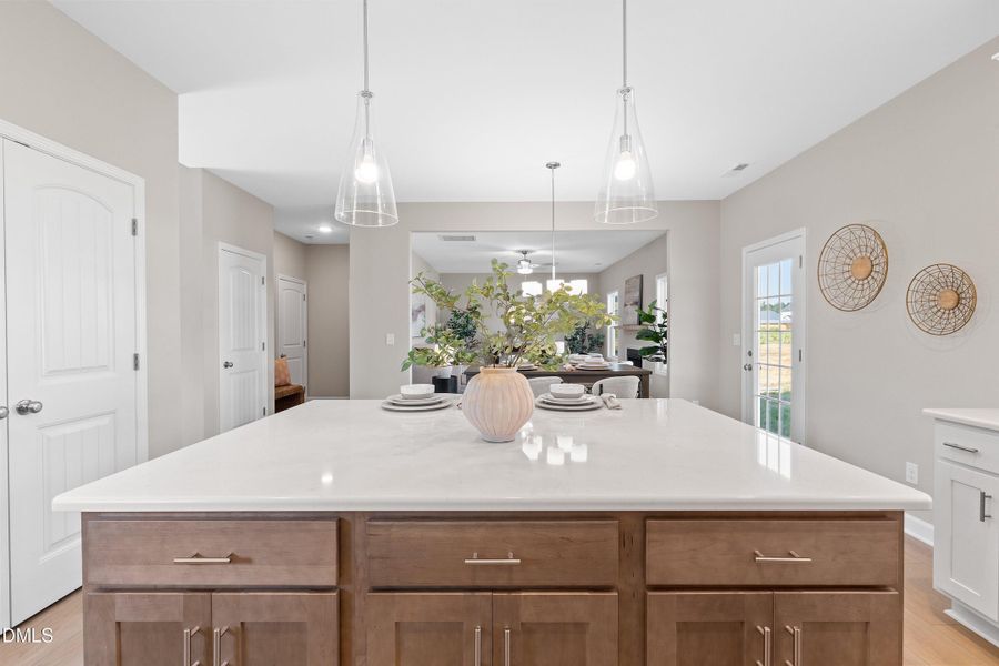 21-74 Cardovia Wy118 Temple_2724